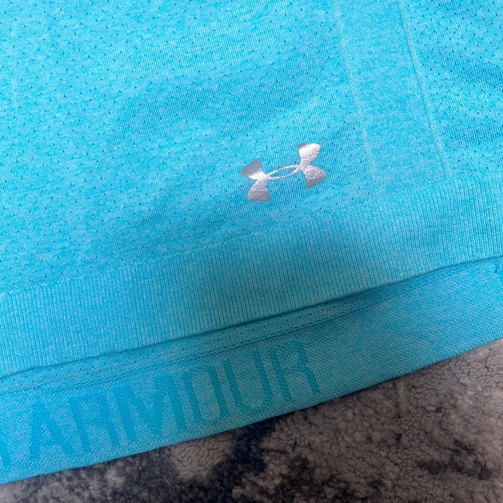 Under Armour Exercise Tank - Picture 3 of 4